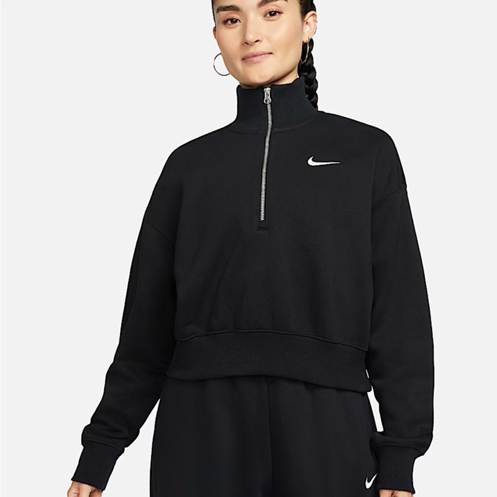 Nike Women’s Sportwear Phoenix Fleece Quater Zip Cropped Sweatshirt